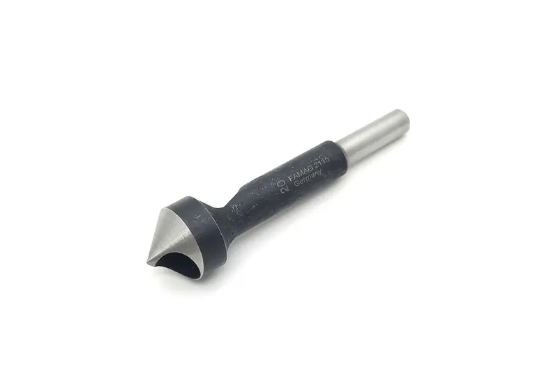 Famag Single-Flute Pilotless Countersink — Chatter-Free Deburring, 90° Point 3