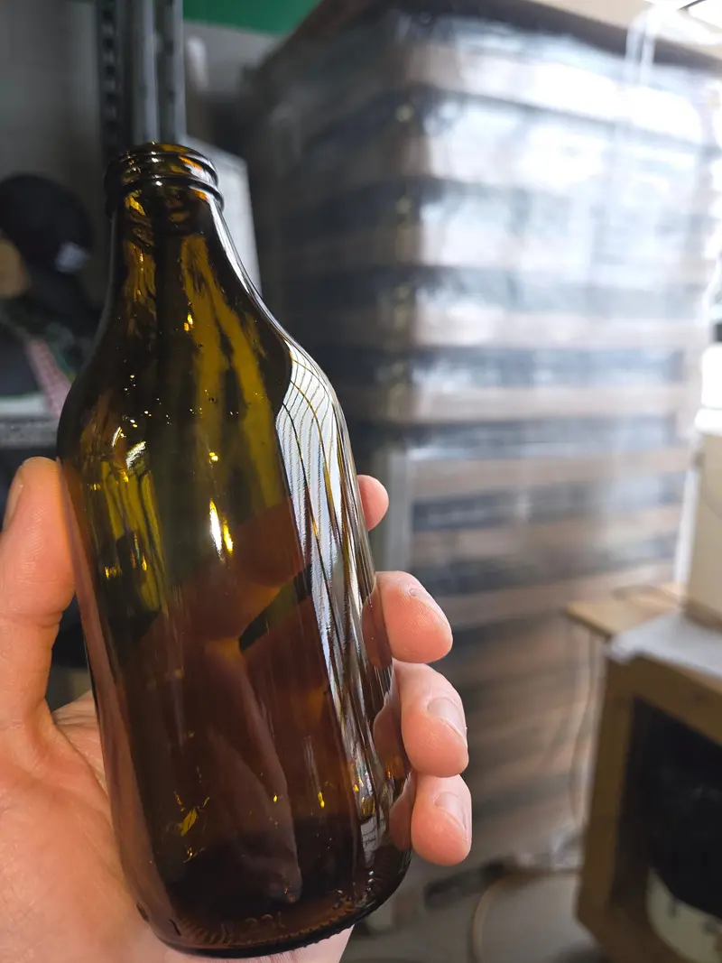 Stubby Beer Bottles – Partial Pallet Quantity 1